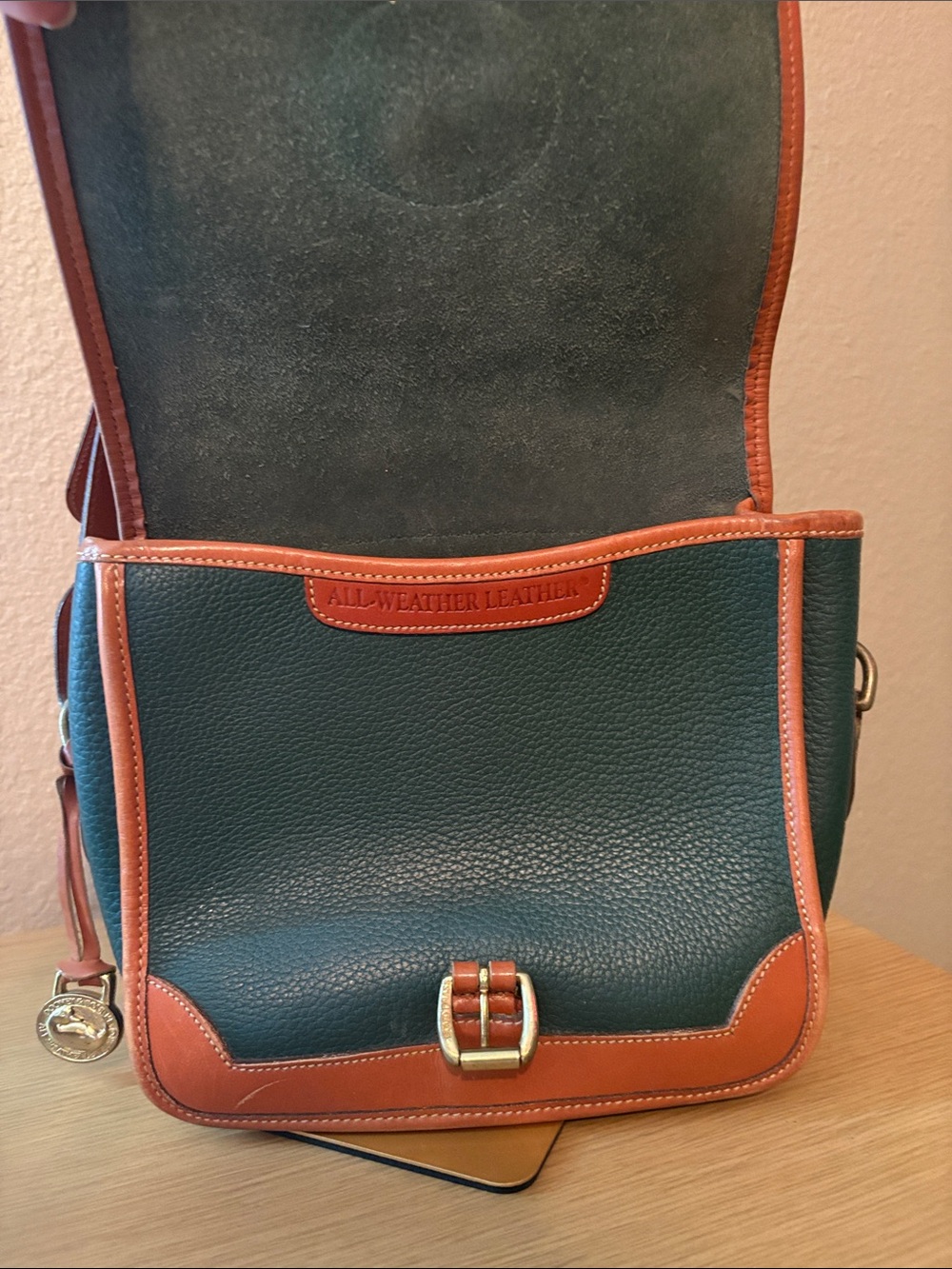 Vintage  Dooney & Bourke Fir & Tan Leather Surrey Bag. - Picture 3 of 12